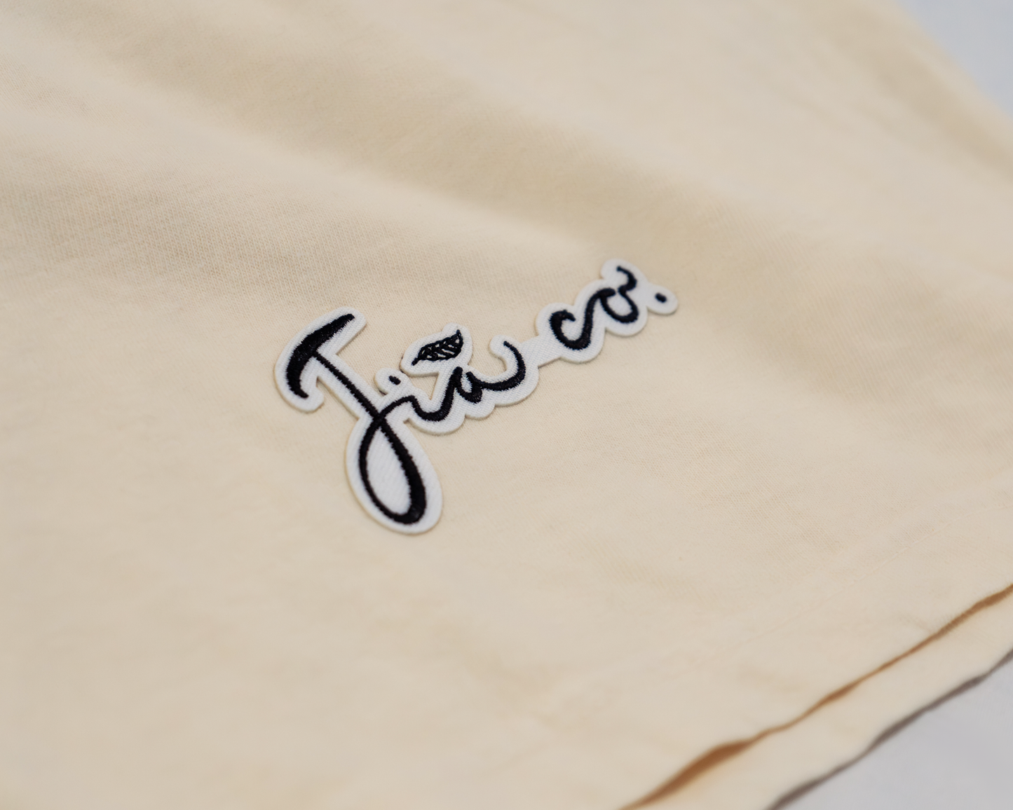 DUVAL IS FAMILY Tee (cream)